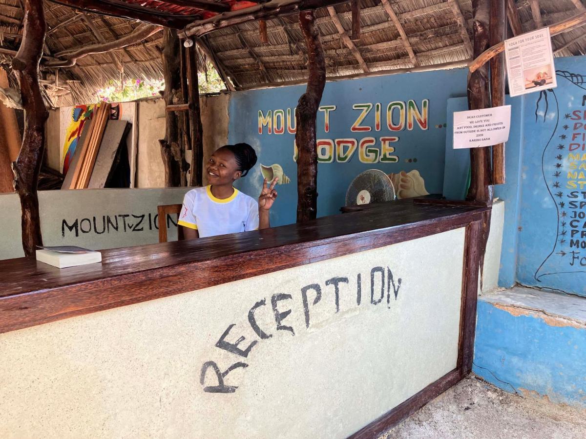 Mount Zion Lodge Michamvi Kae Ngoại thất bức ảnh