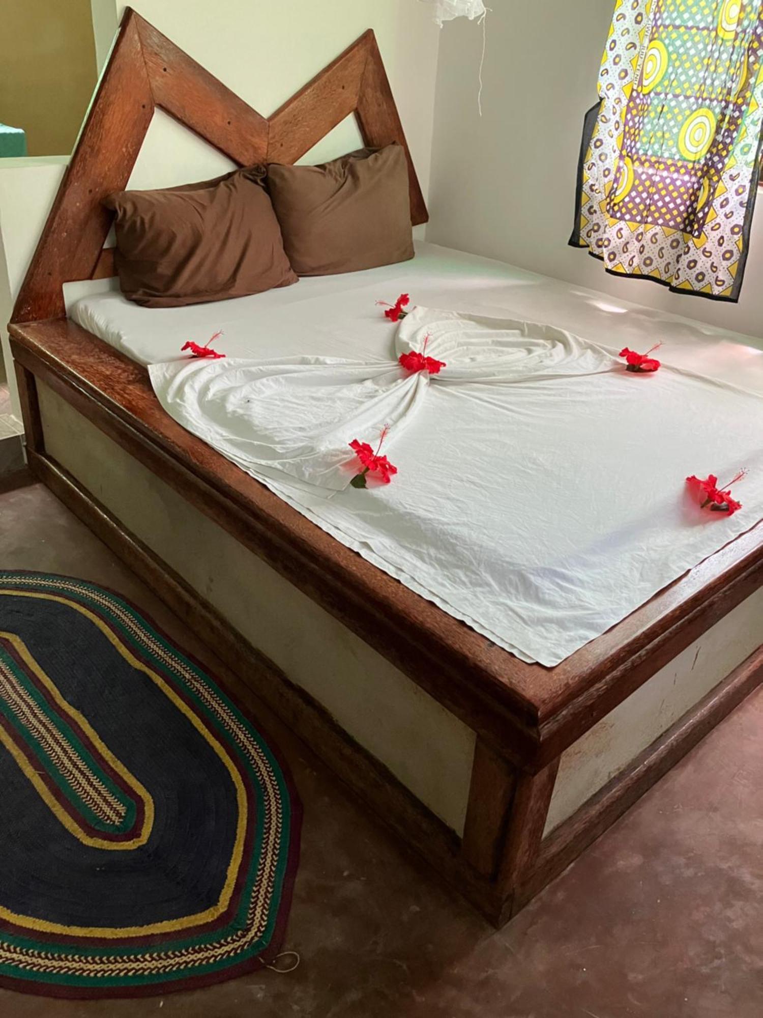 Mount Zion Lodge Michamvi Kae Phòng bức ảnh